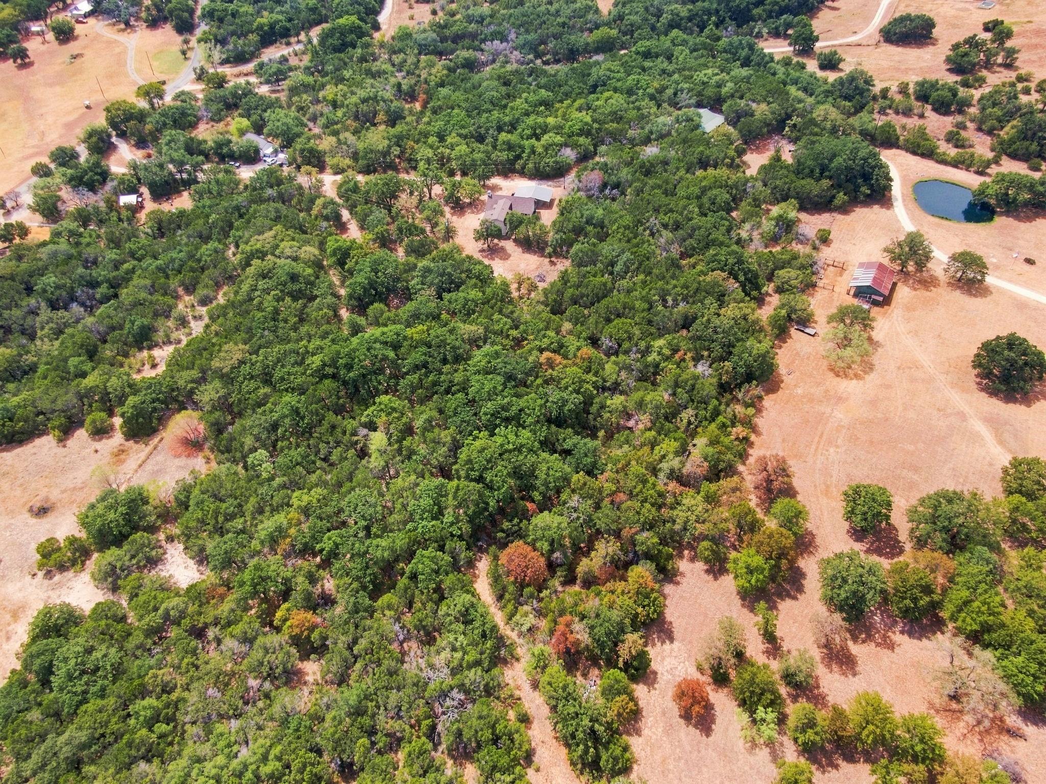 main property photo 28