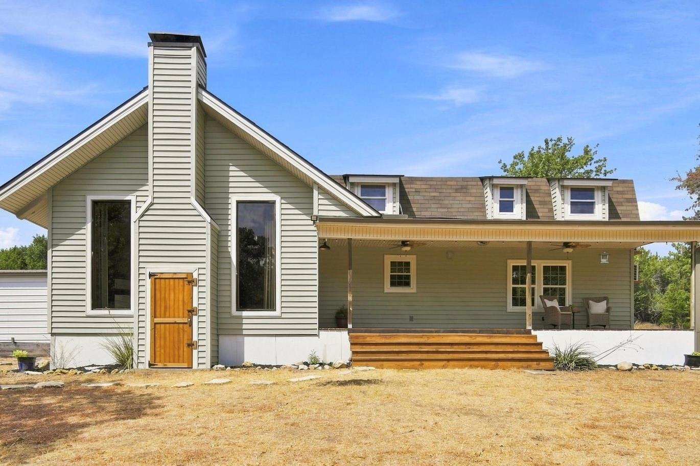 main property photo 5