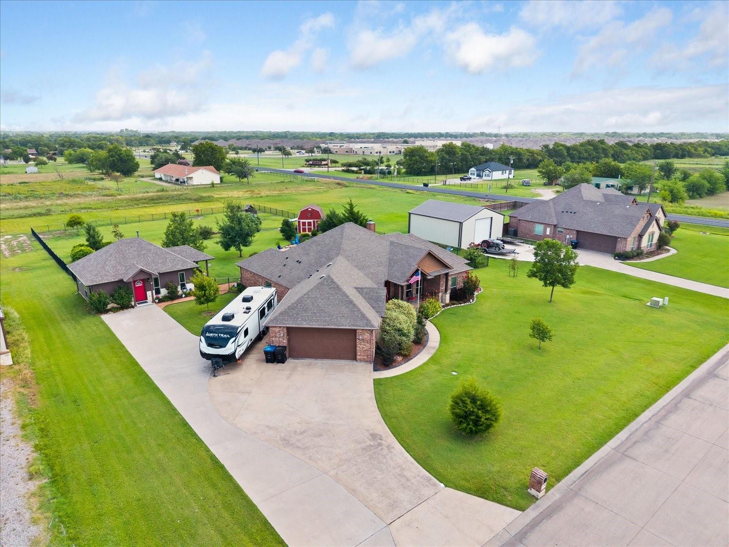 main property photo 36