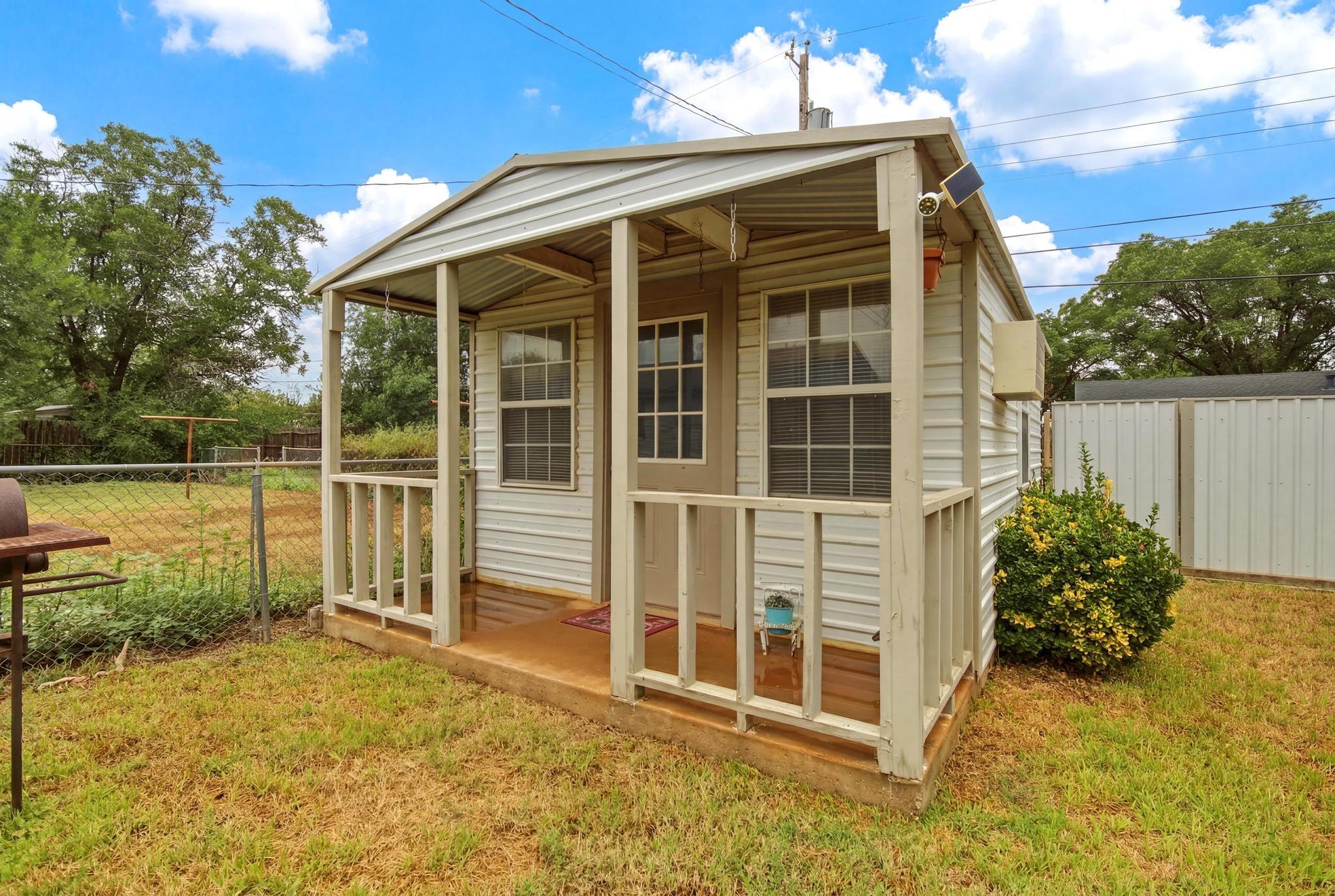 main property photo 35