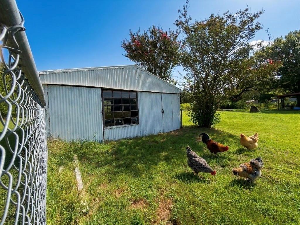 main property photo 7