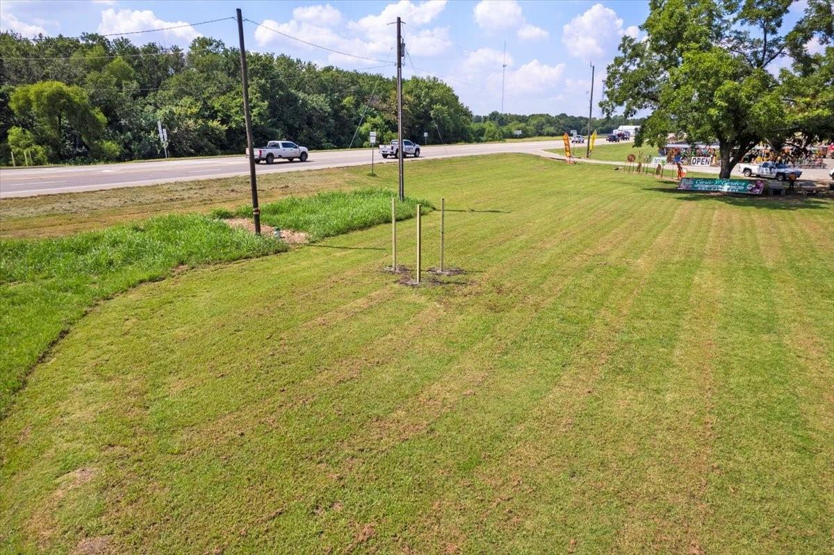 main property photo 6