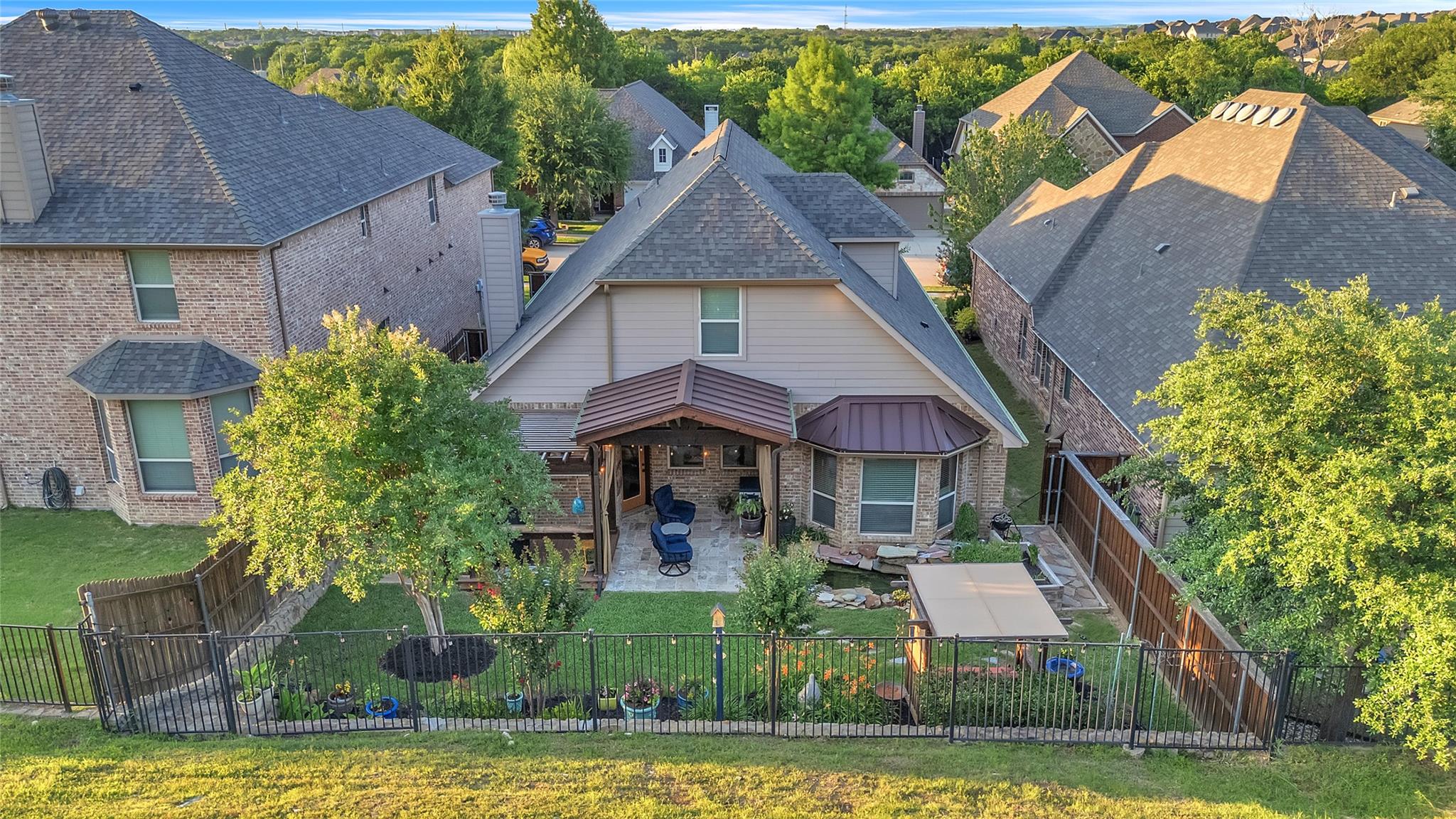main property photo 29