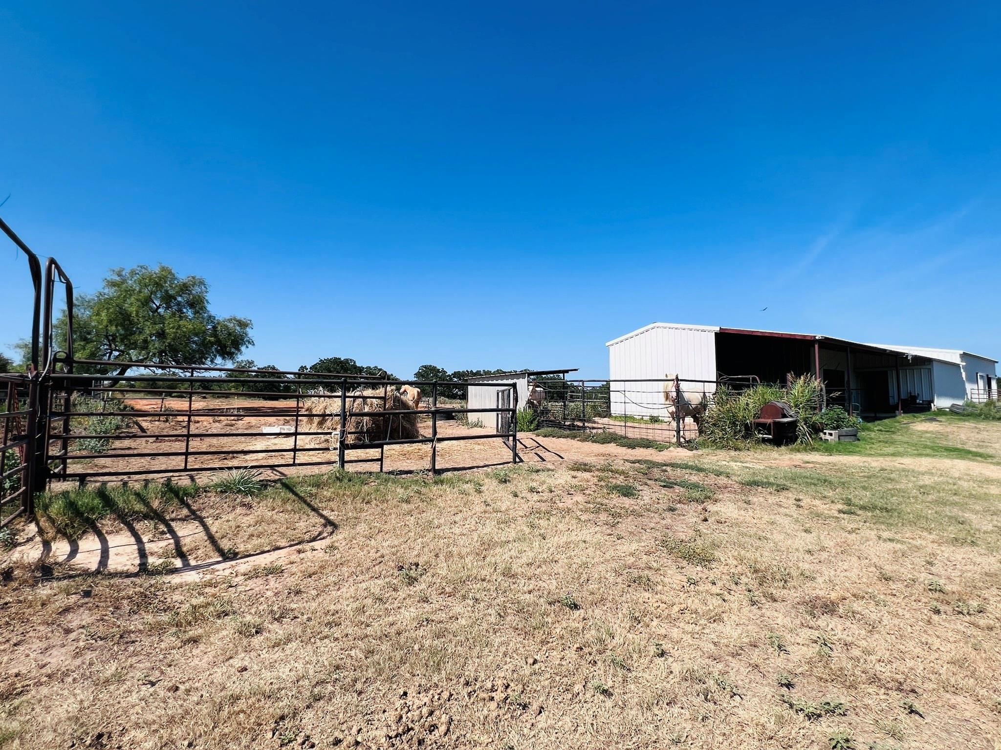 main property photo 35