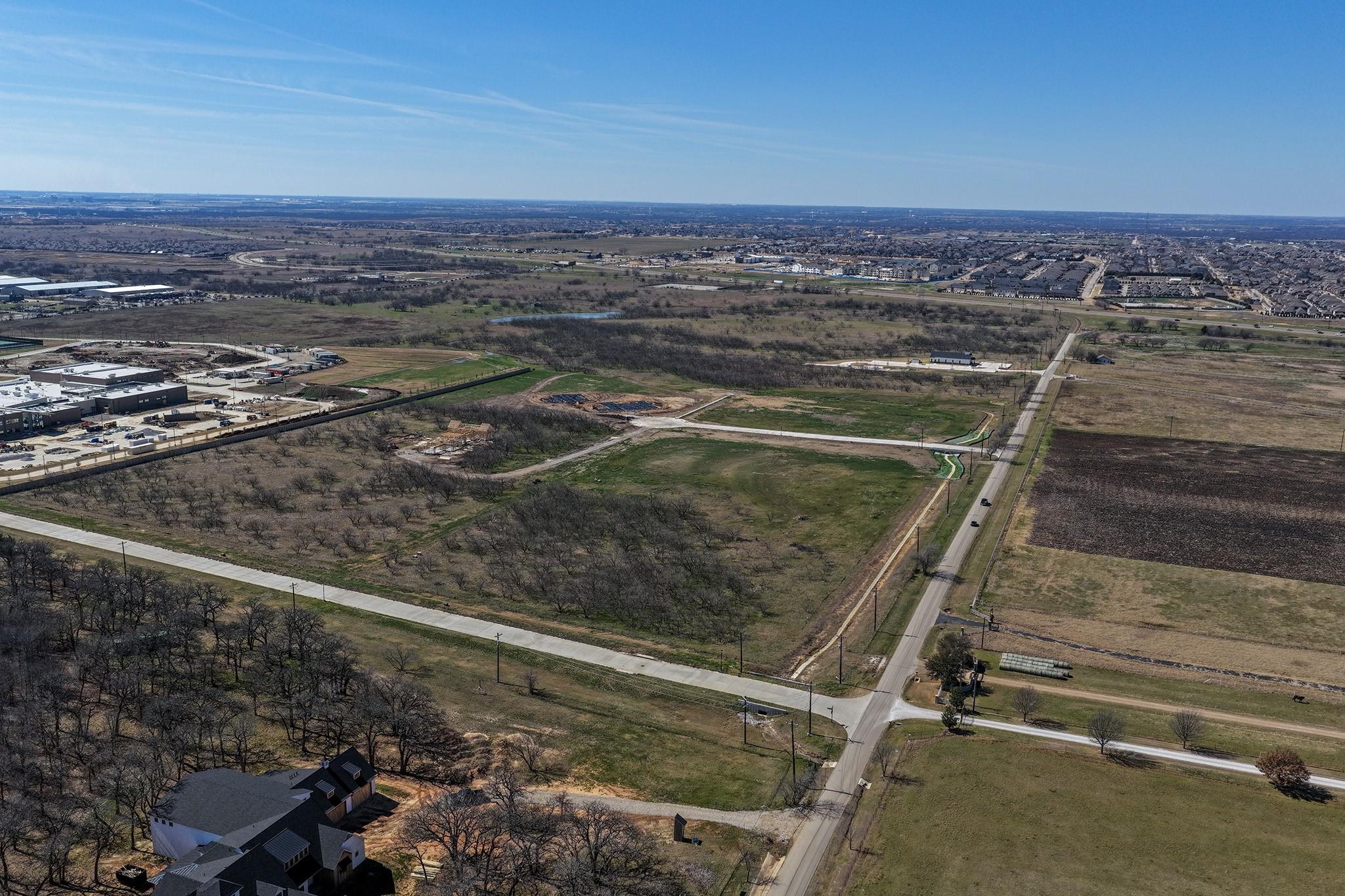 main property photo 13
