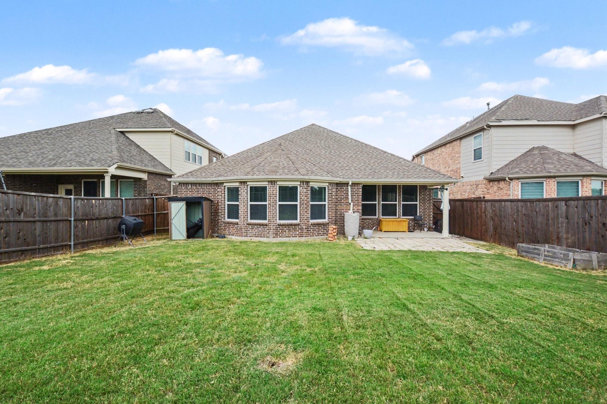 main property photo 29