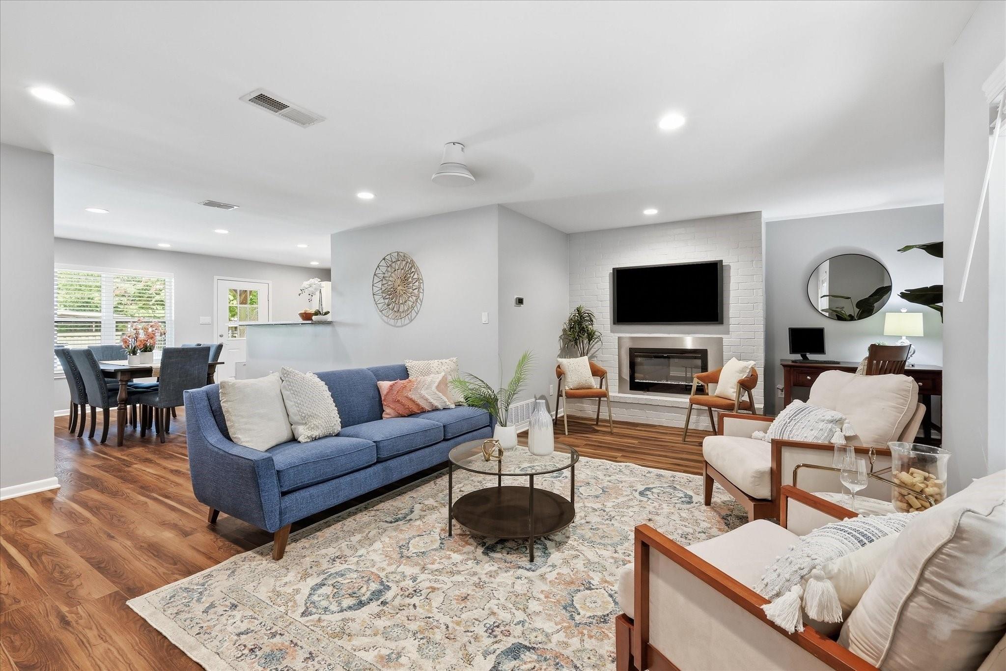 property viewer photo 4