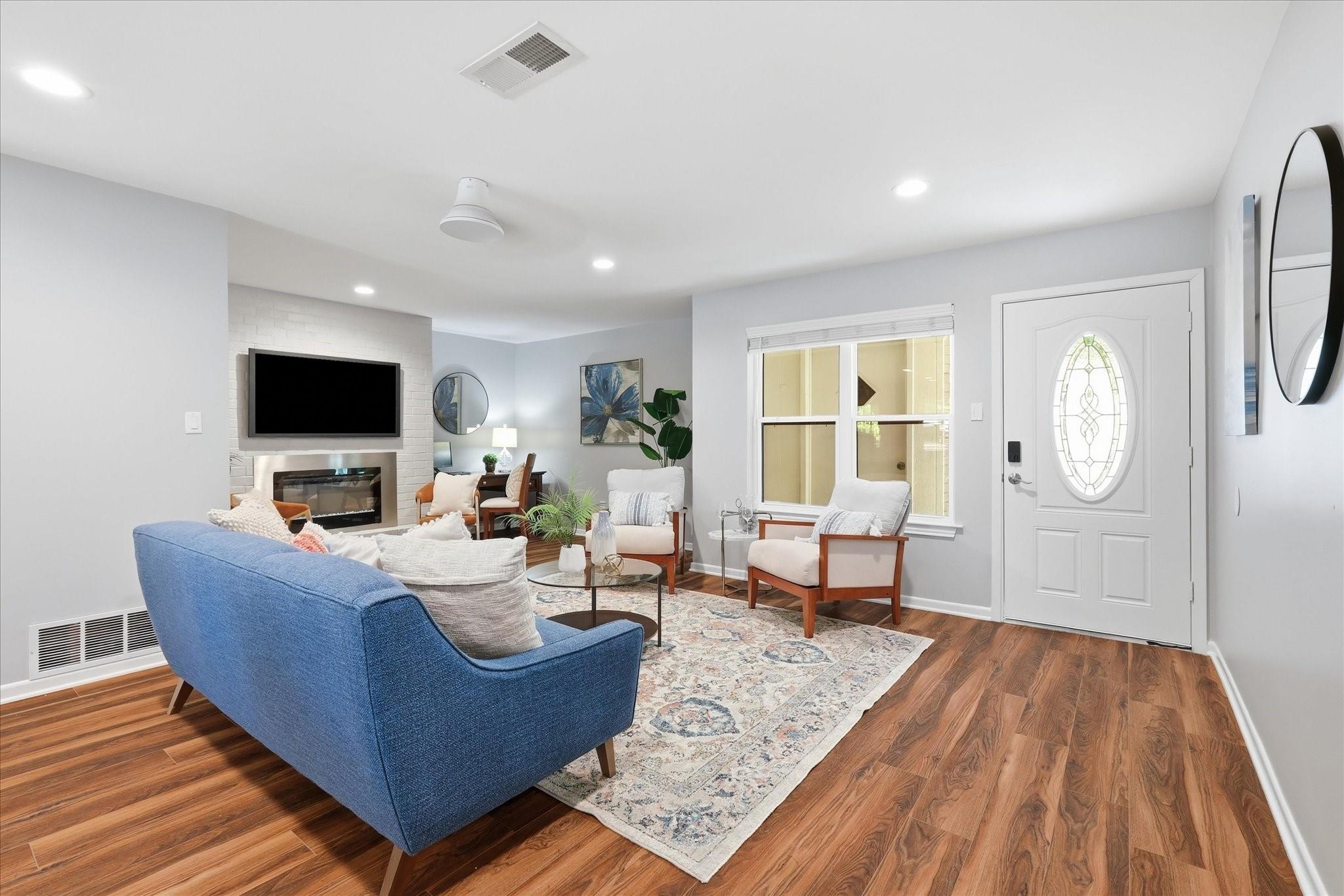 property viewer photo 6