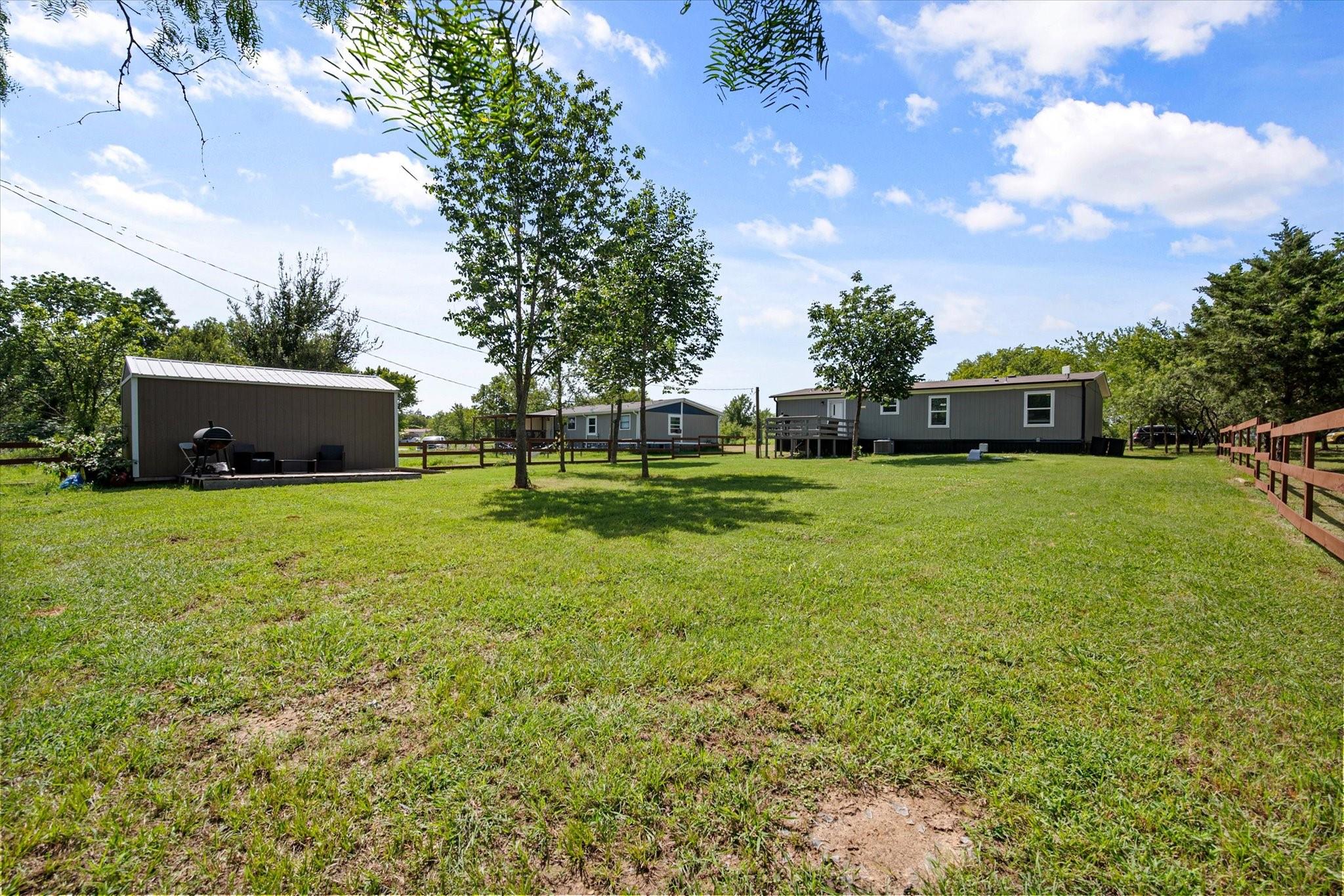 main property photo 23