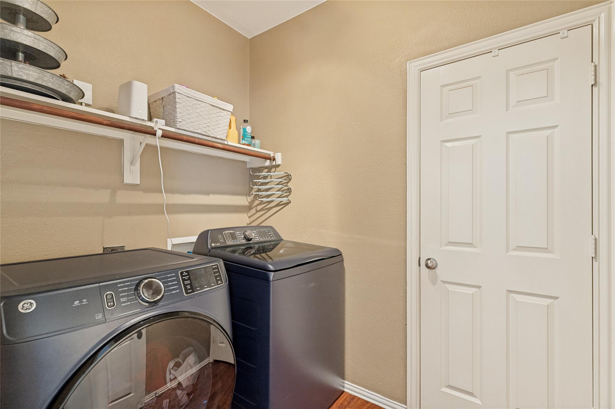 main property photo 21