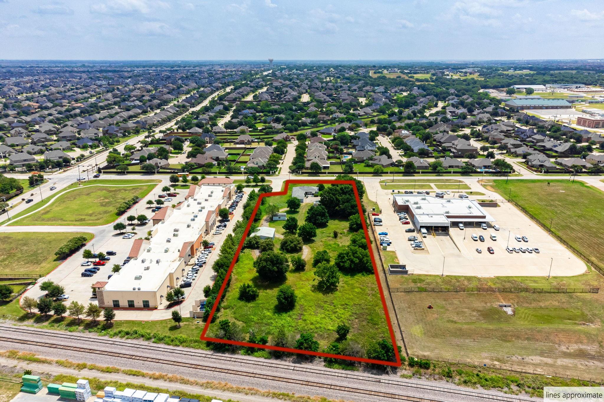 main property photo 14