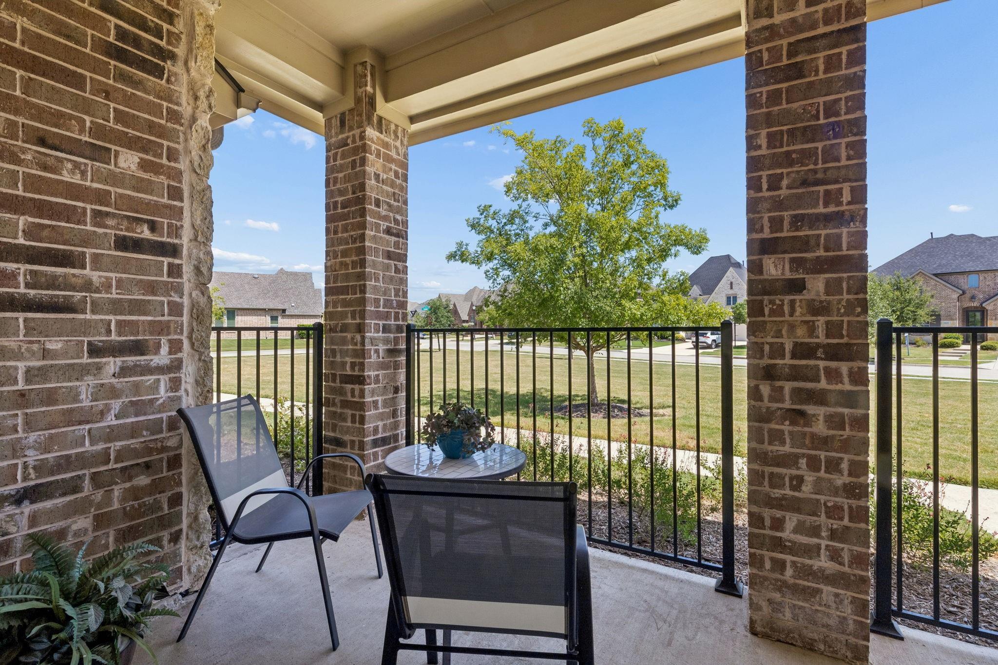 main property photo 16