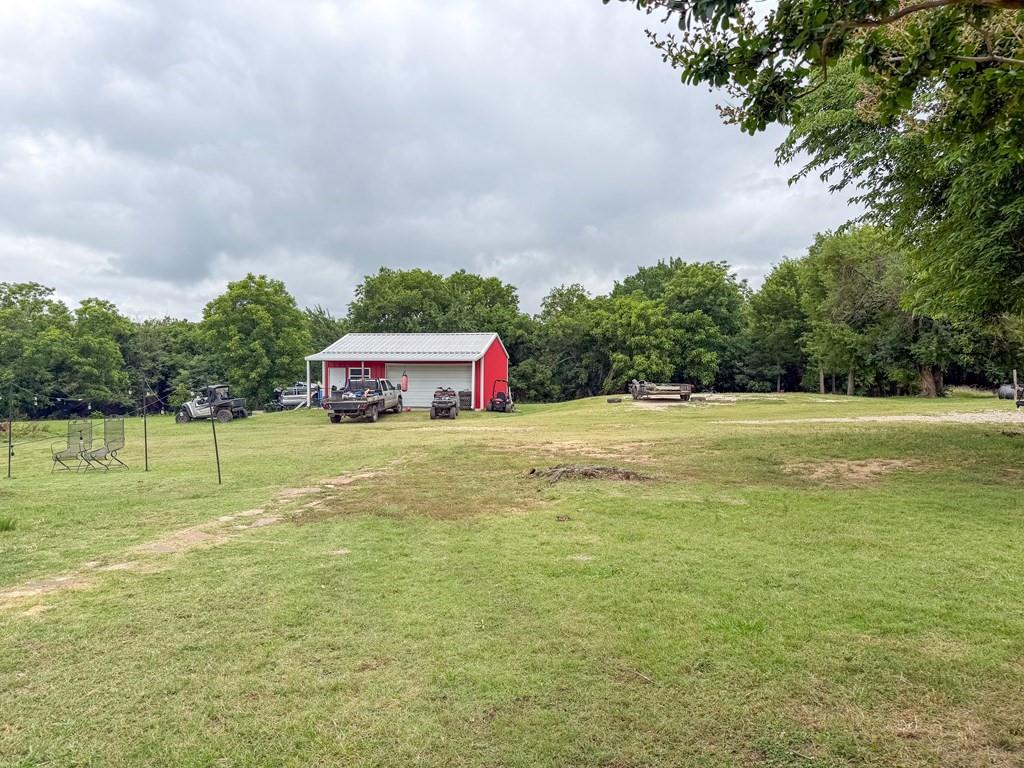 main property photo 31