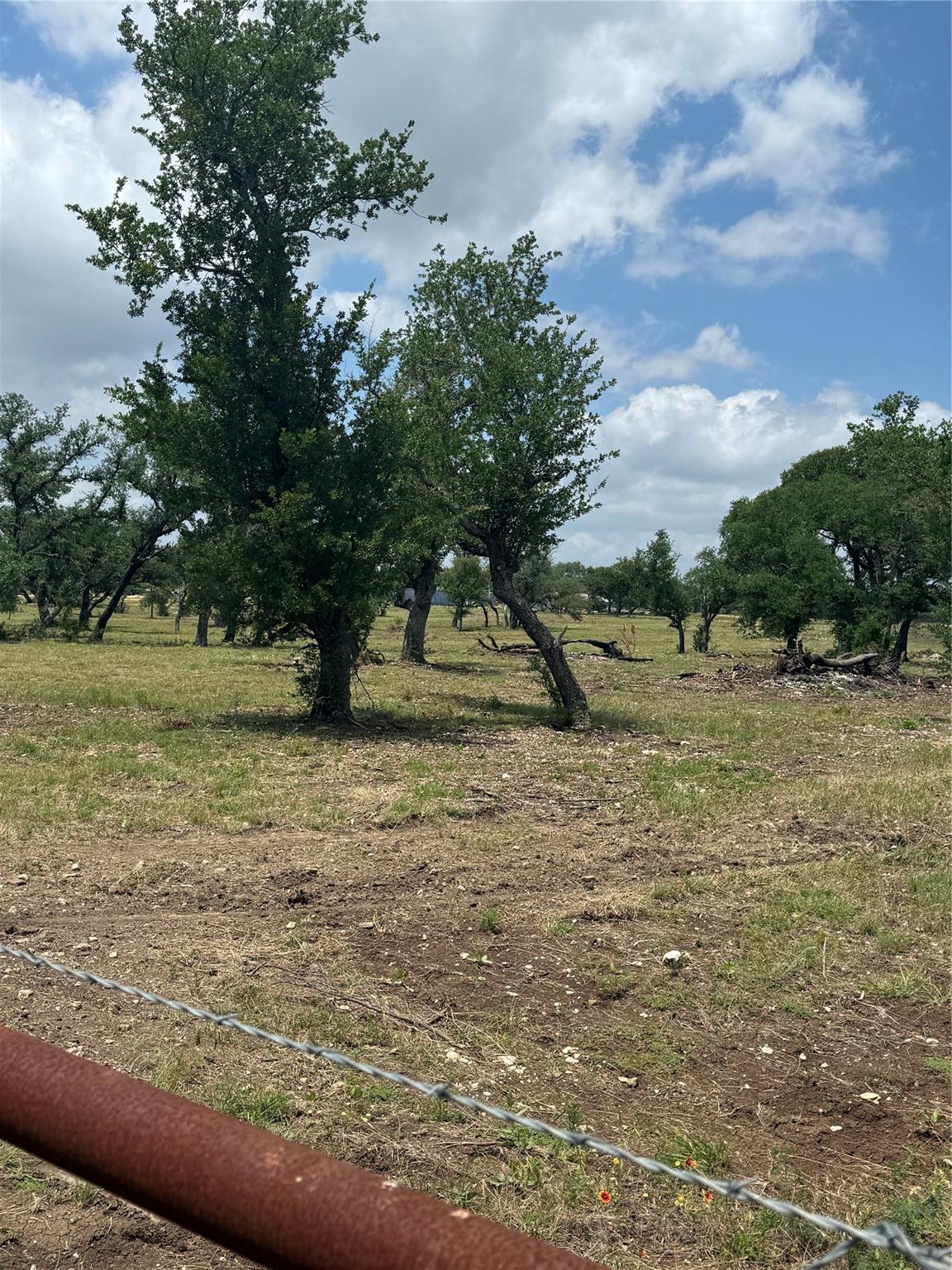 main property photo 9