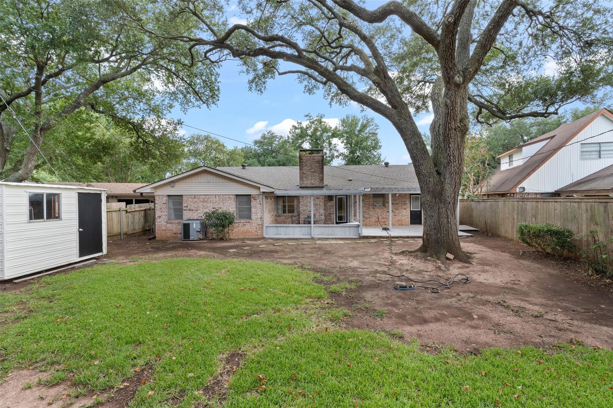main property photo 26