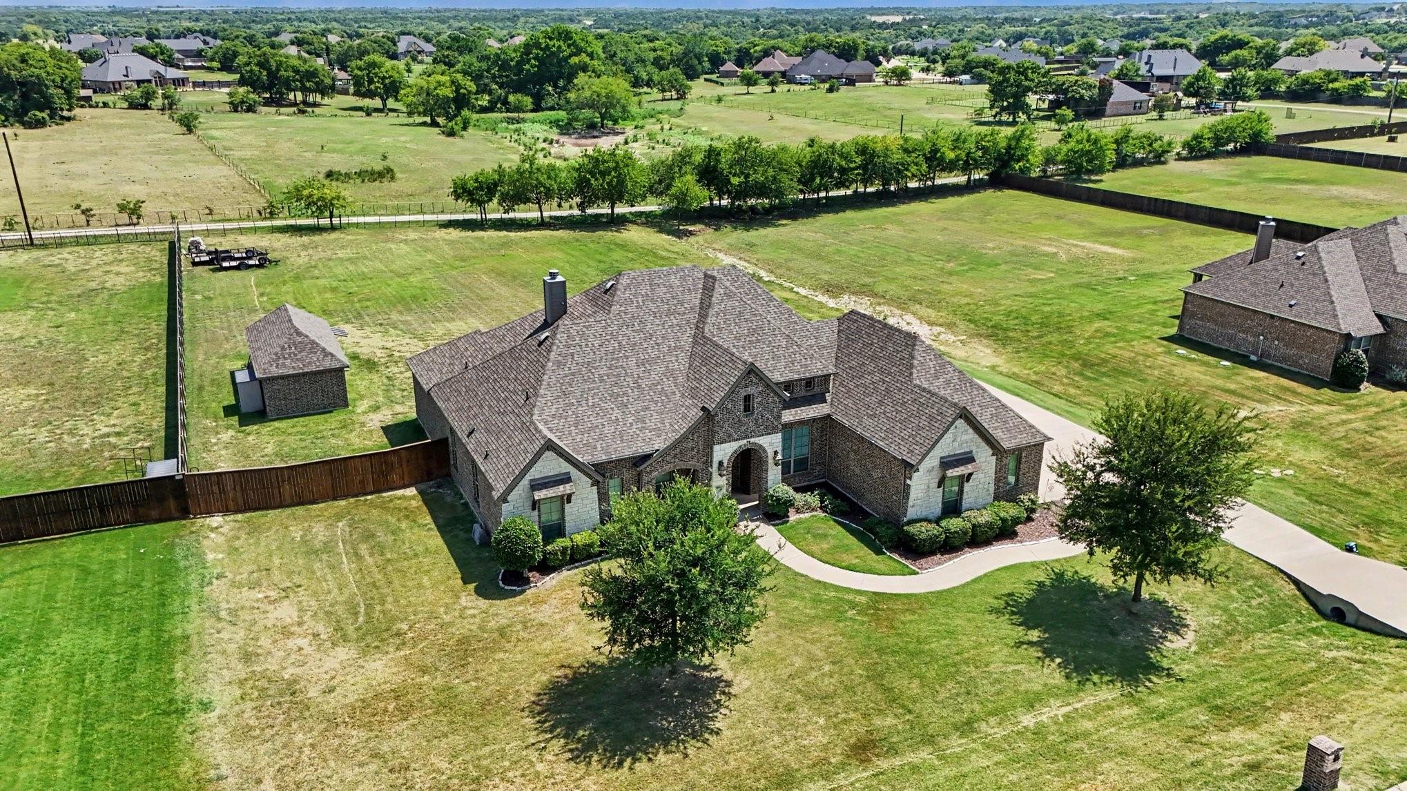 main property photo 15