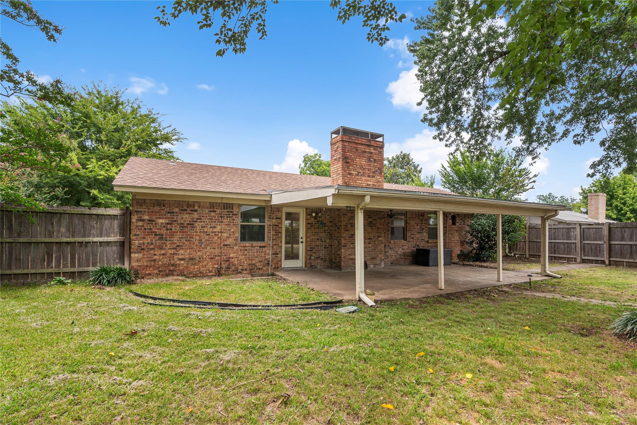 main property photo 22