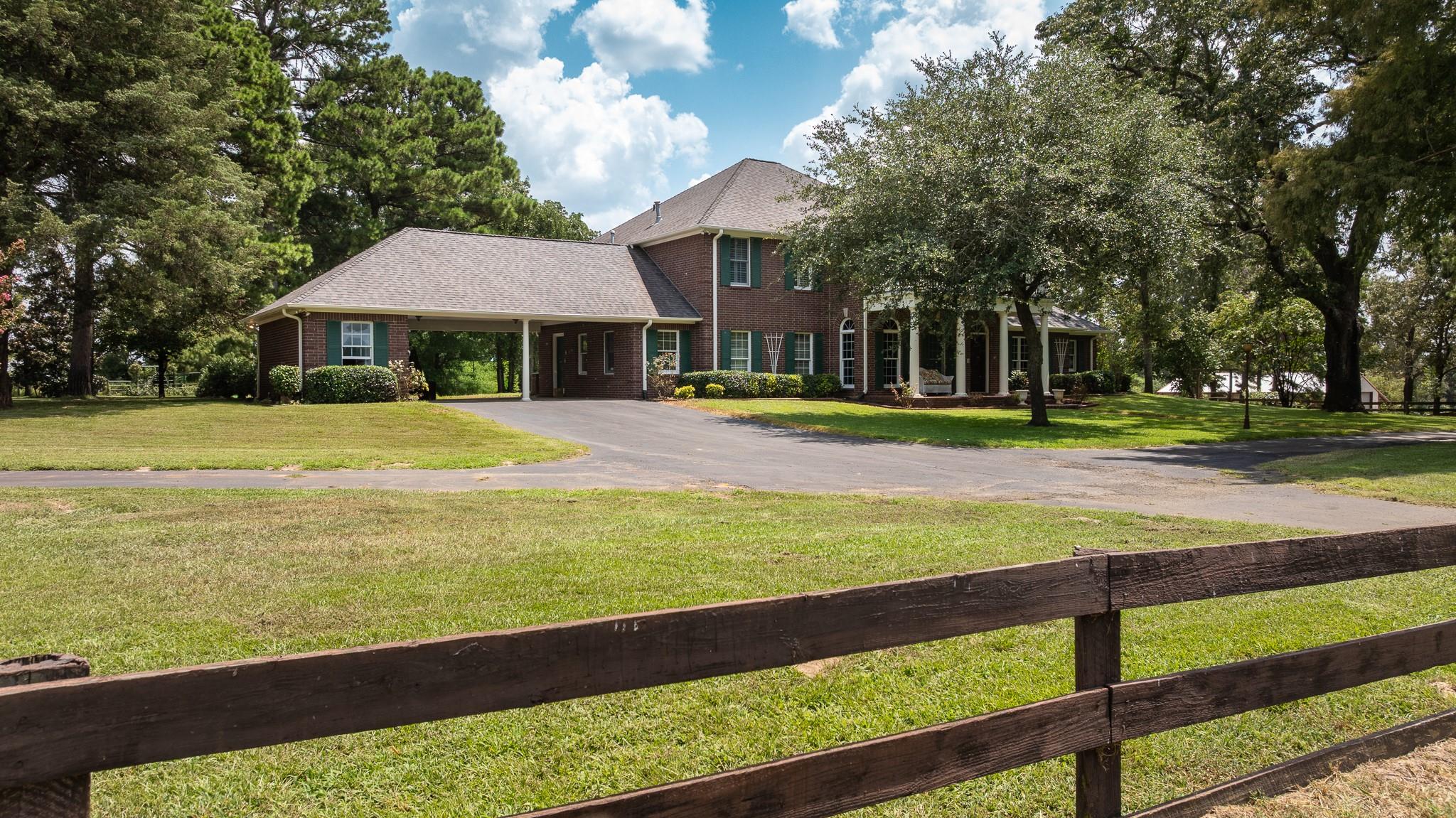 main property photo 5