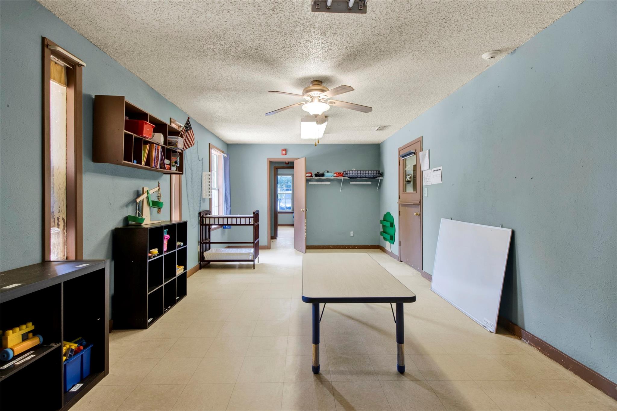 main property photo 11
