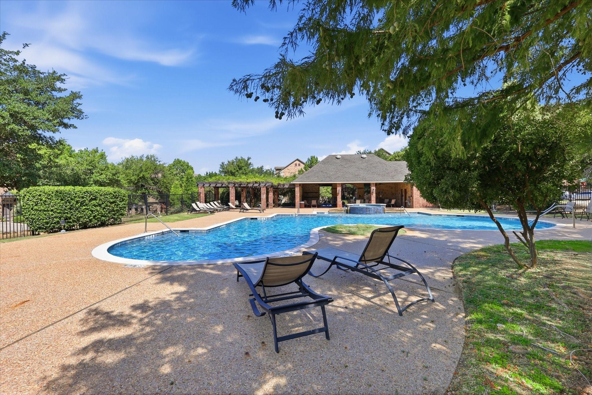 main property photo 34