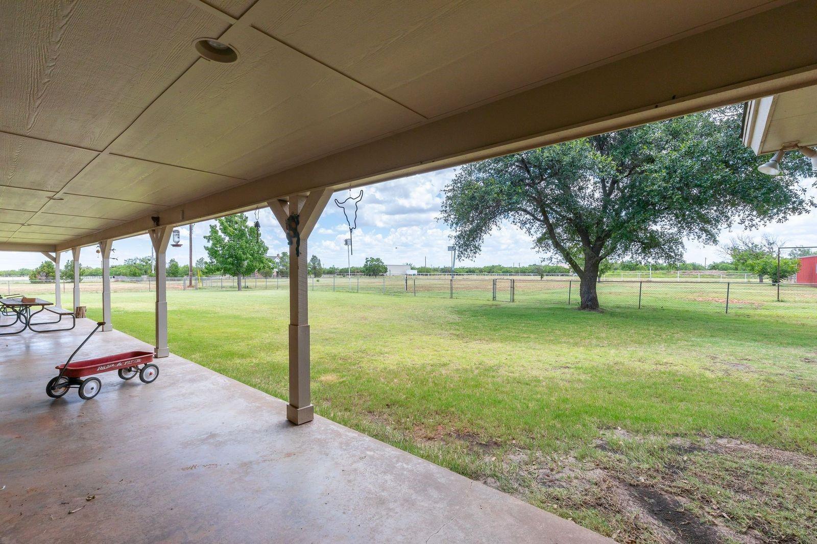 main property photo 26