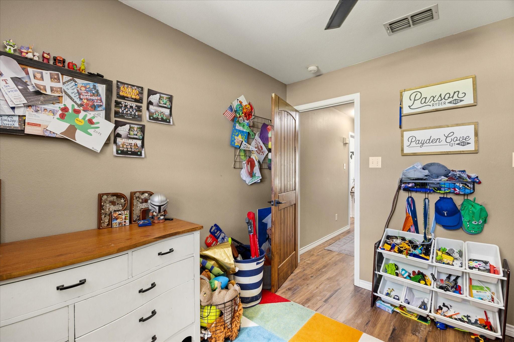 main property photo 21