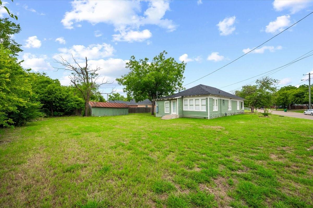 main property photo 31