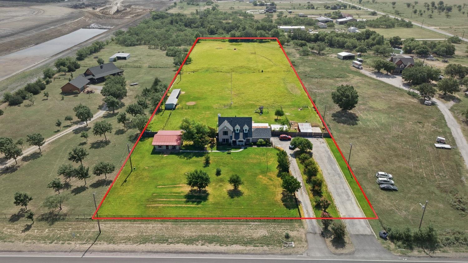 main property photo 2