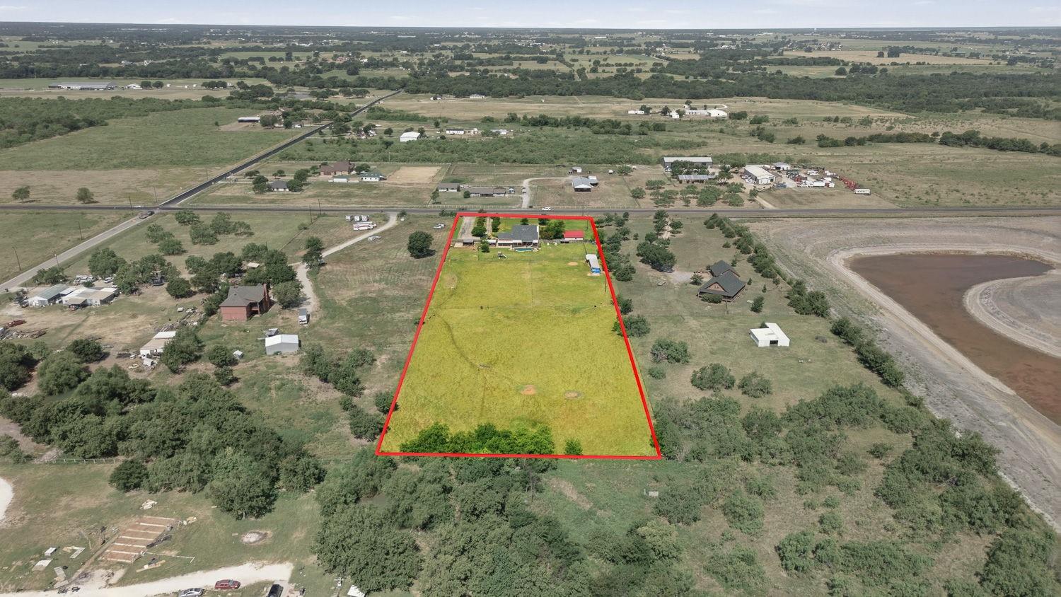 main property photo 7