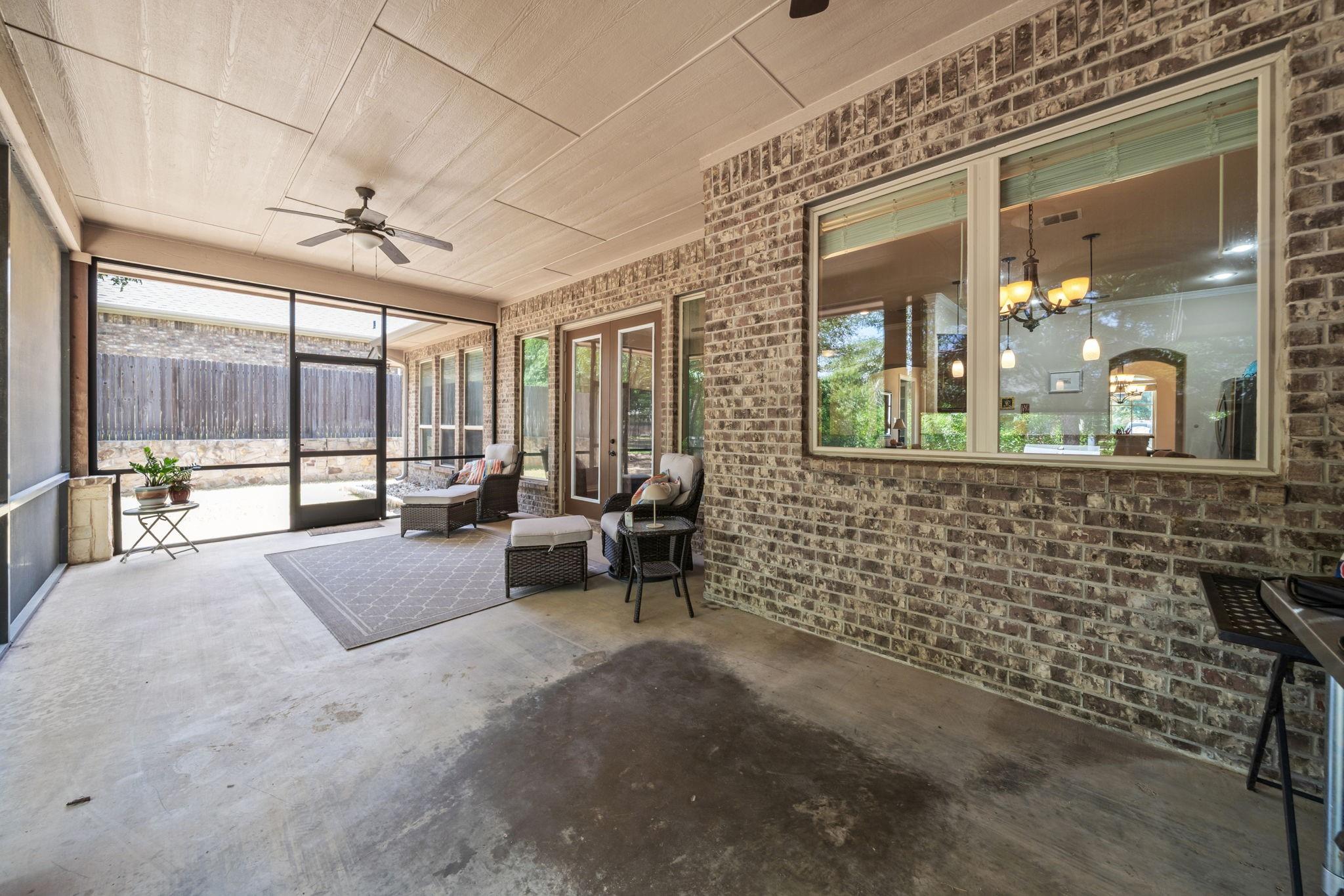 main property photo 29