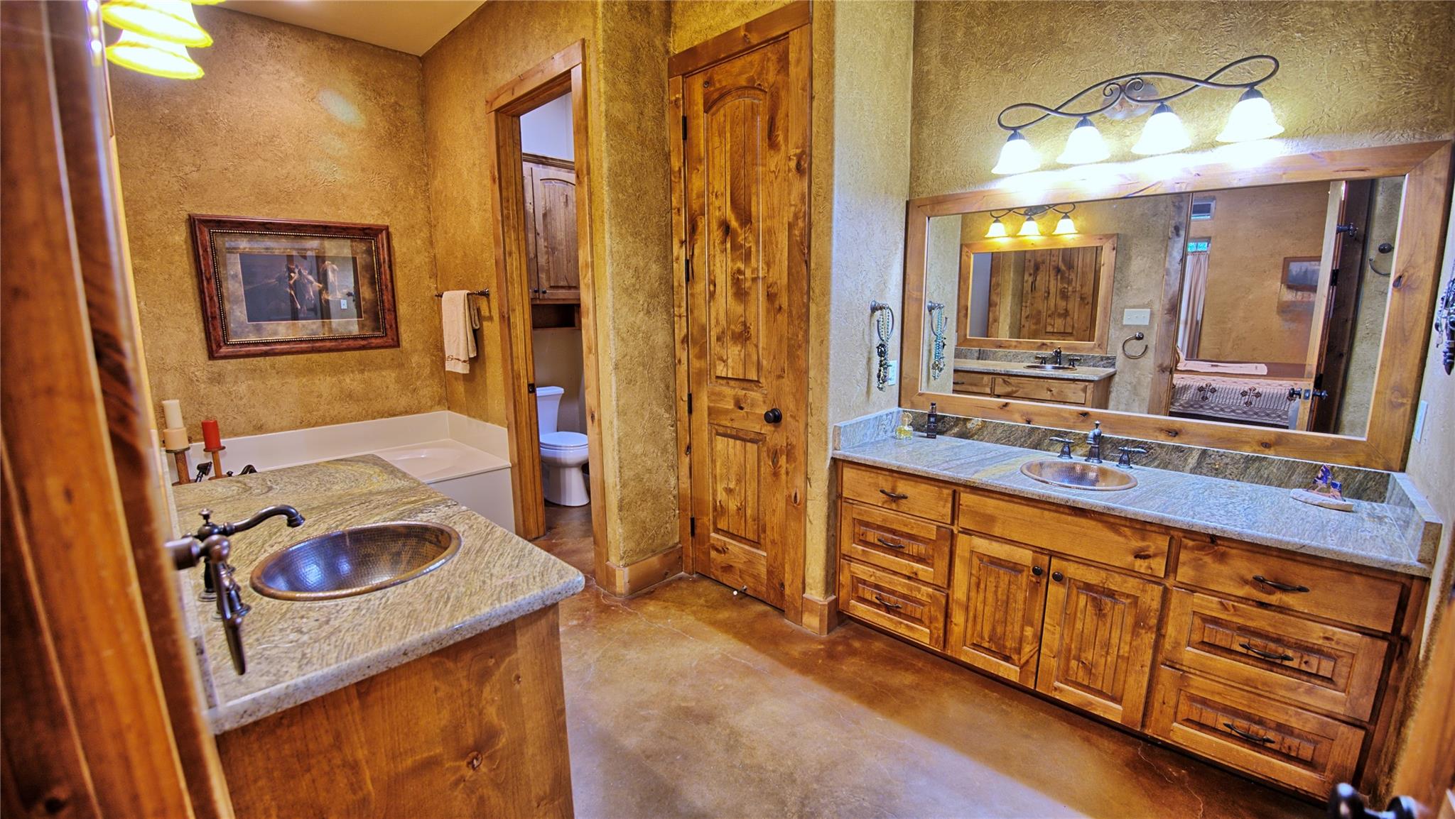 main property photo 9