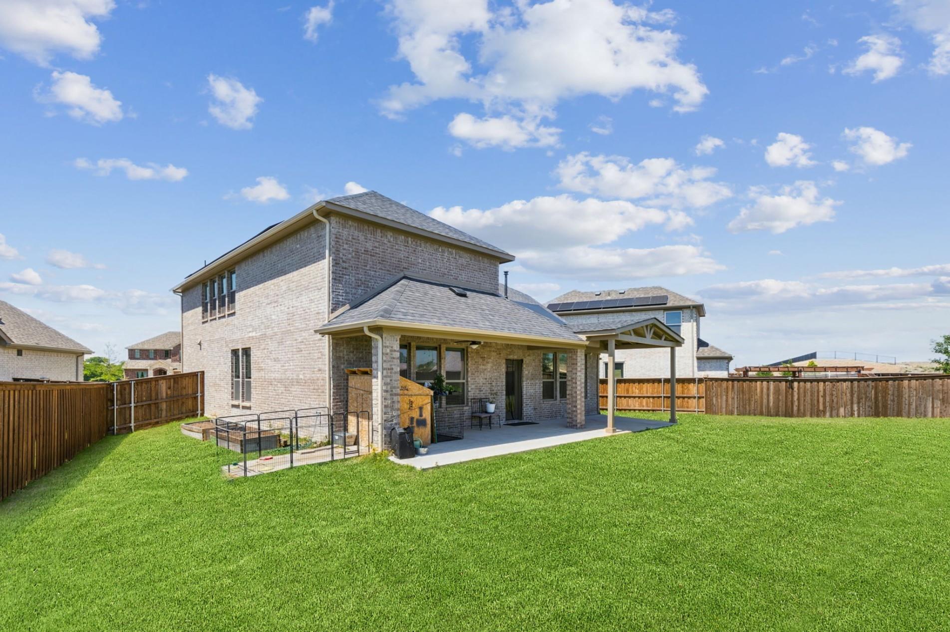 main property photo 33