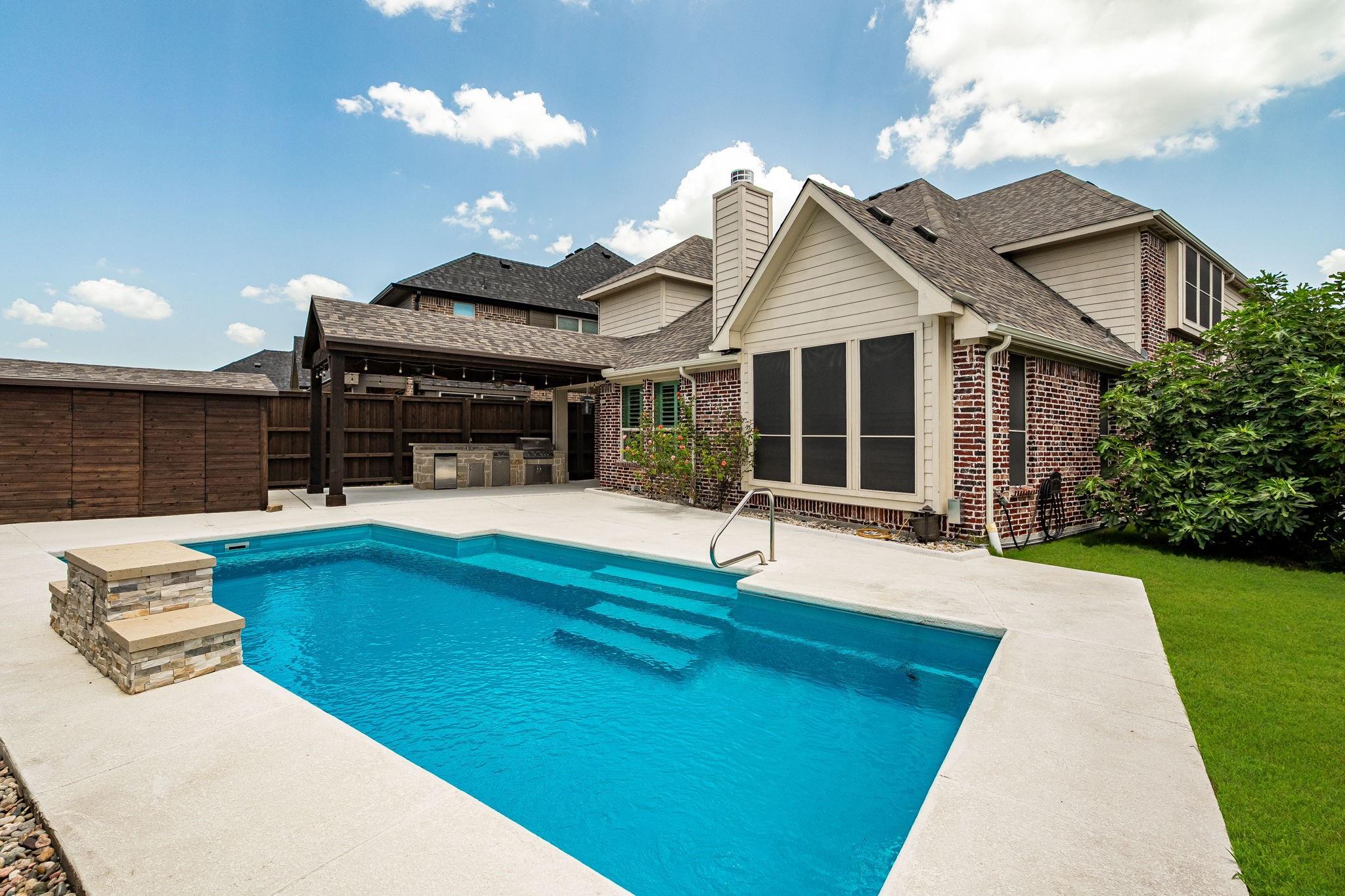 main property photo 29
