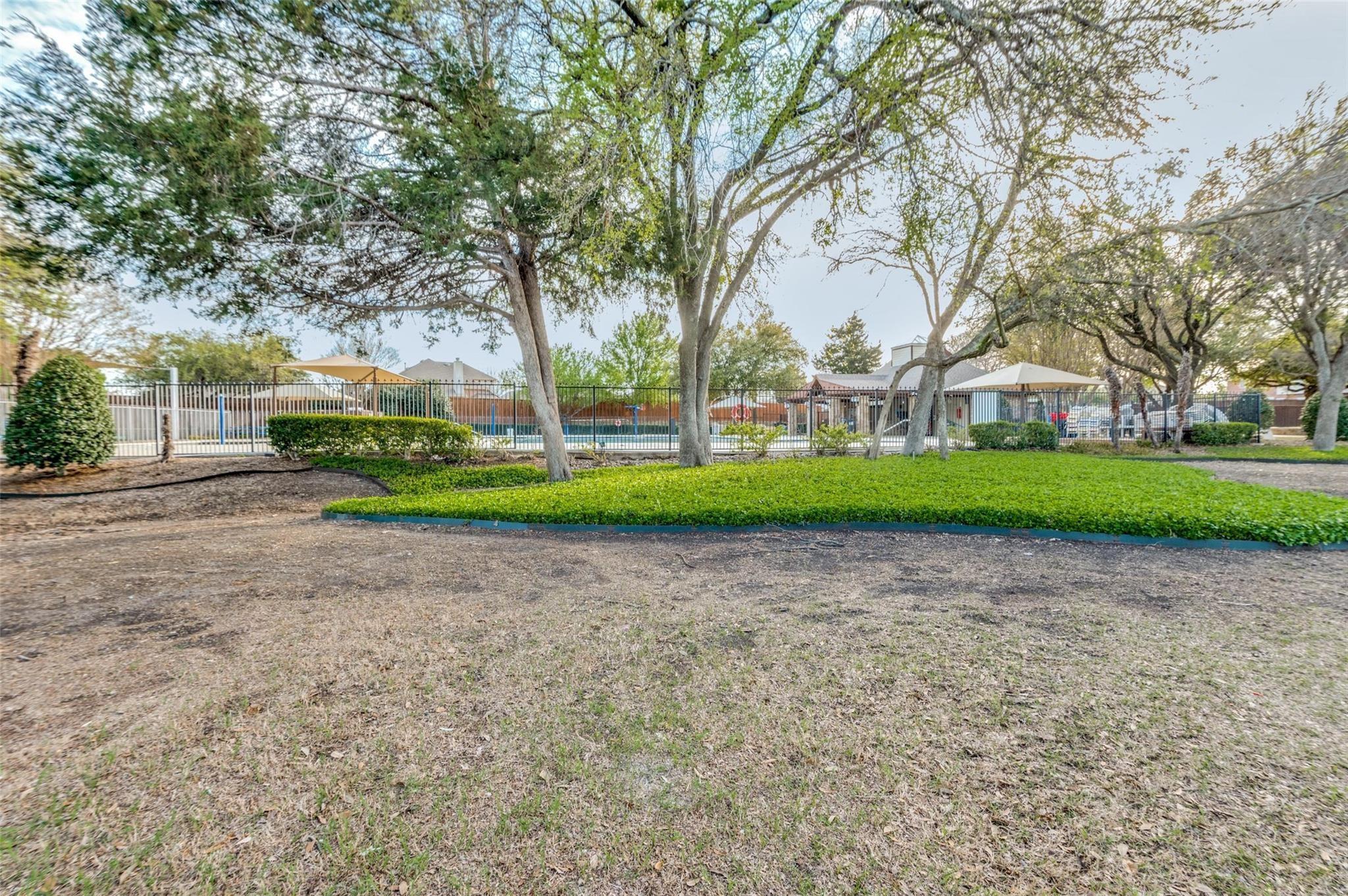 main property photo 23