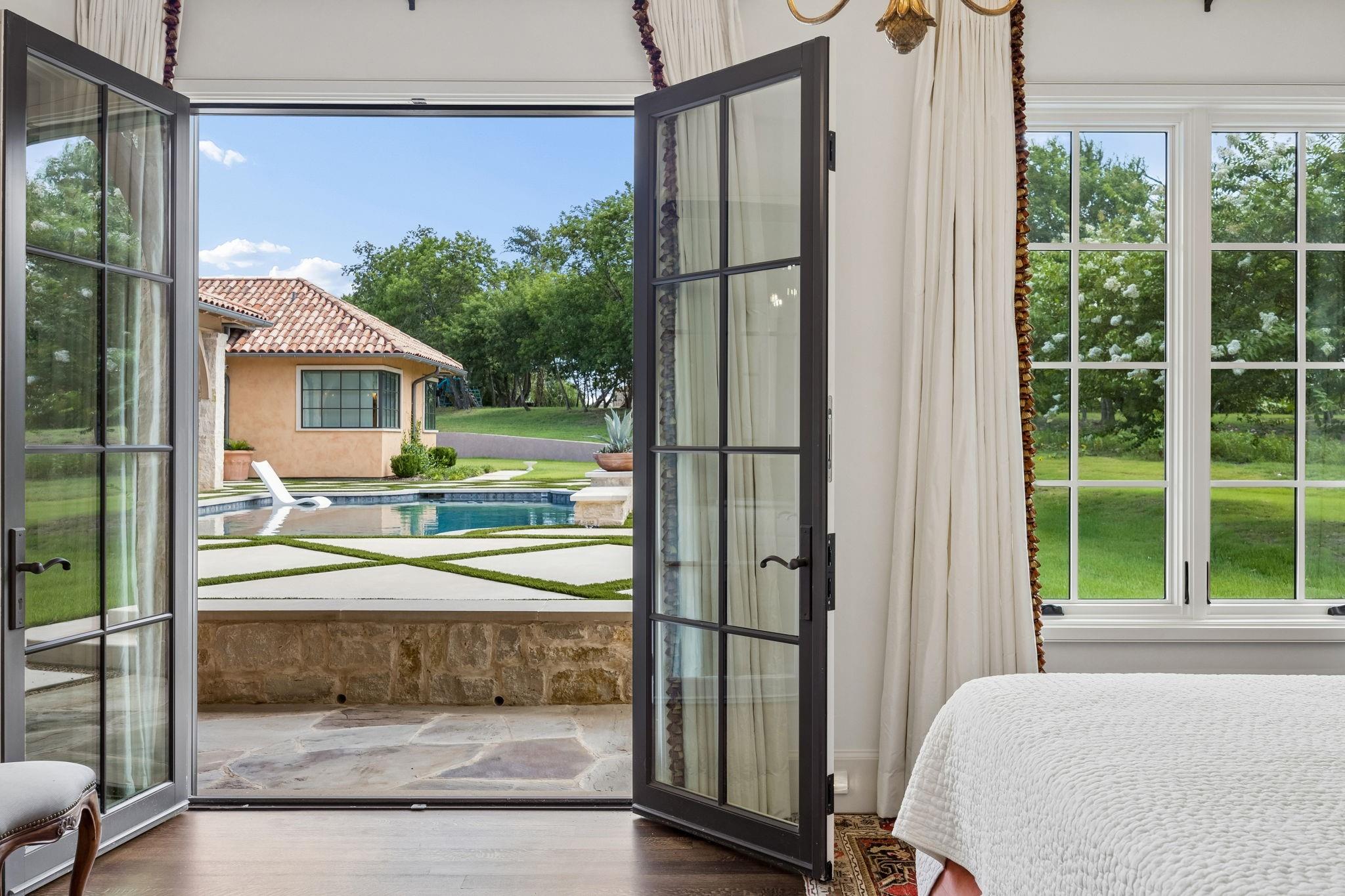 main property photo 31