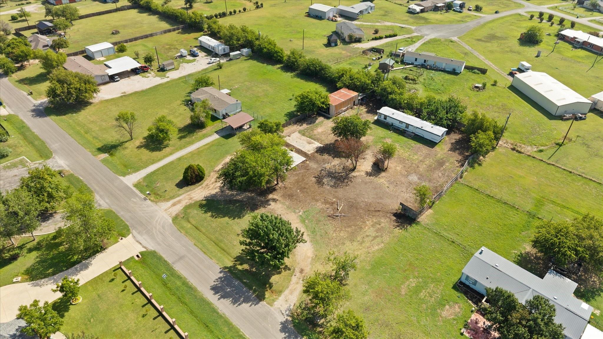 main property photo 8