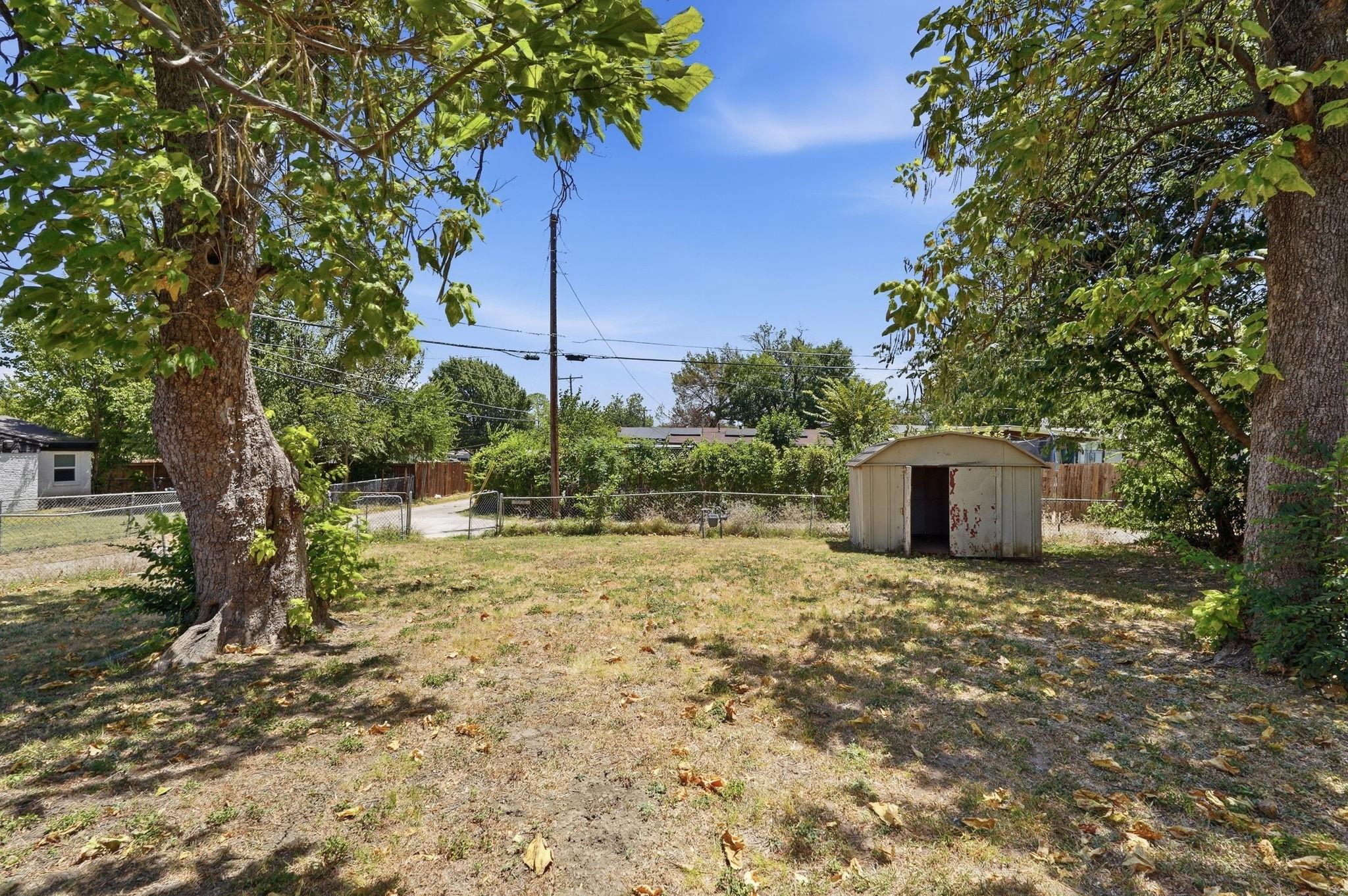 main property photo 29