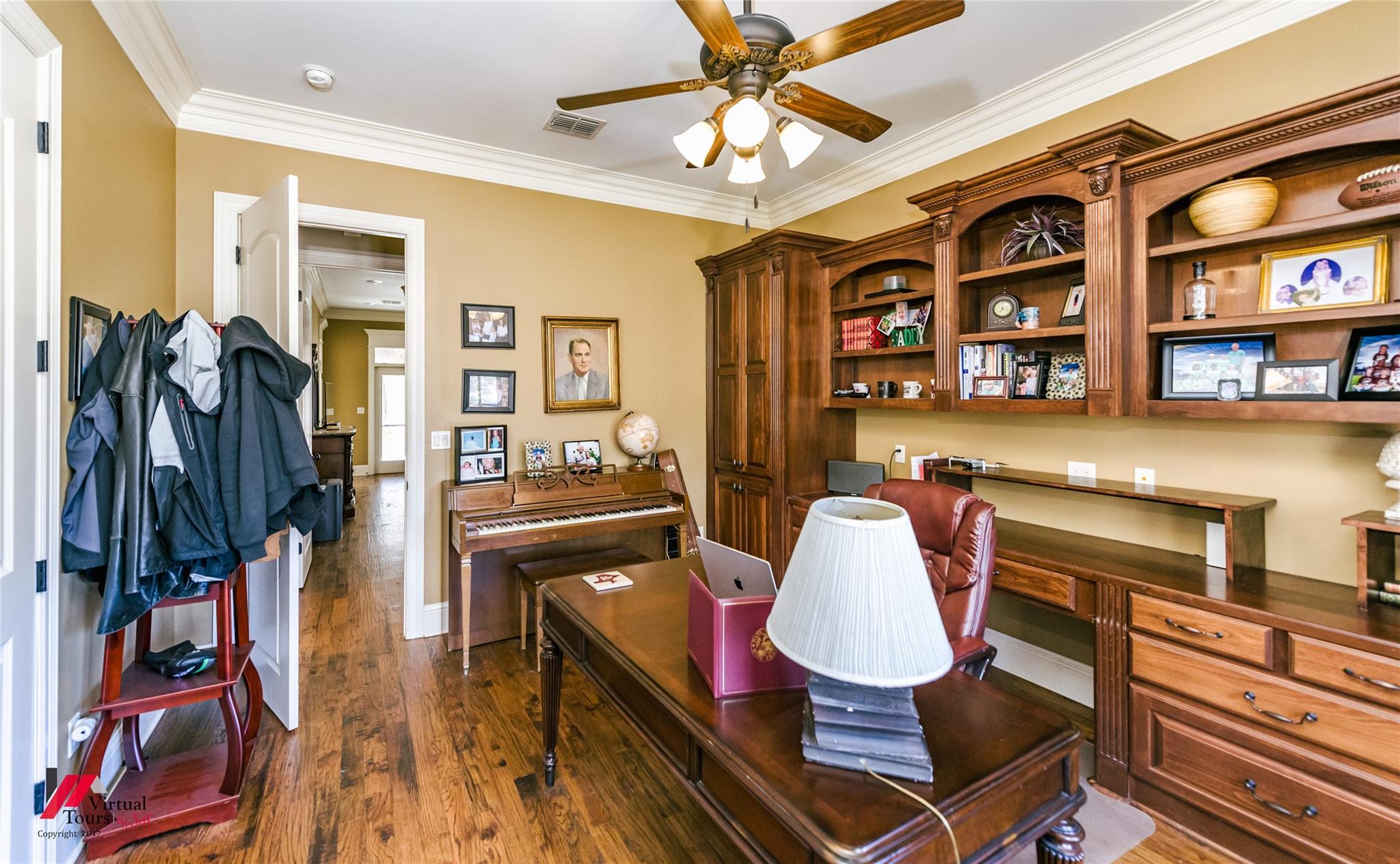 main property photo 17
