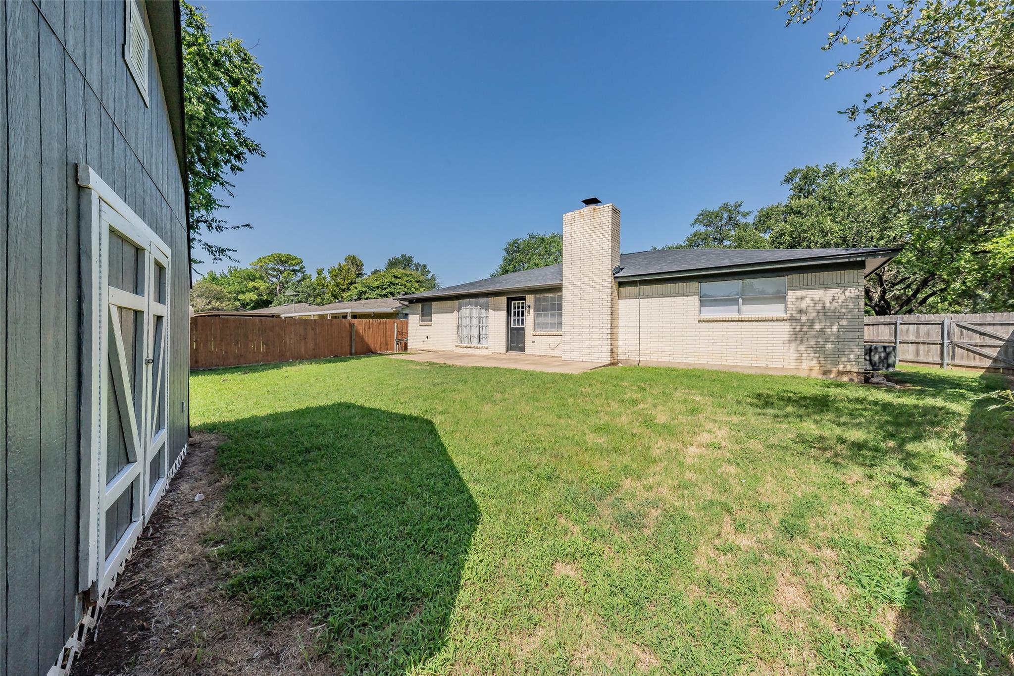 main property photo 34