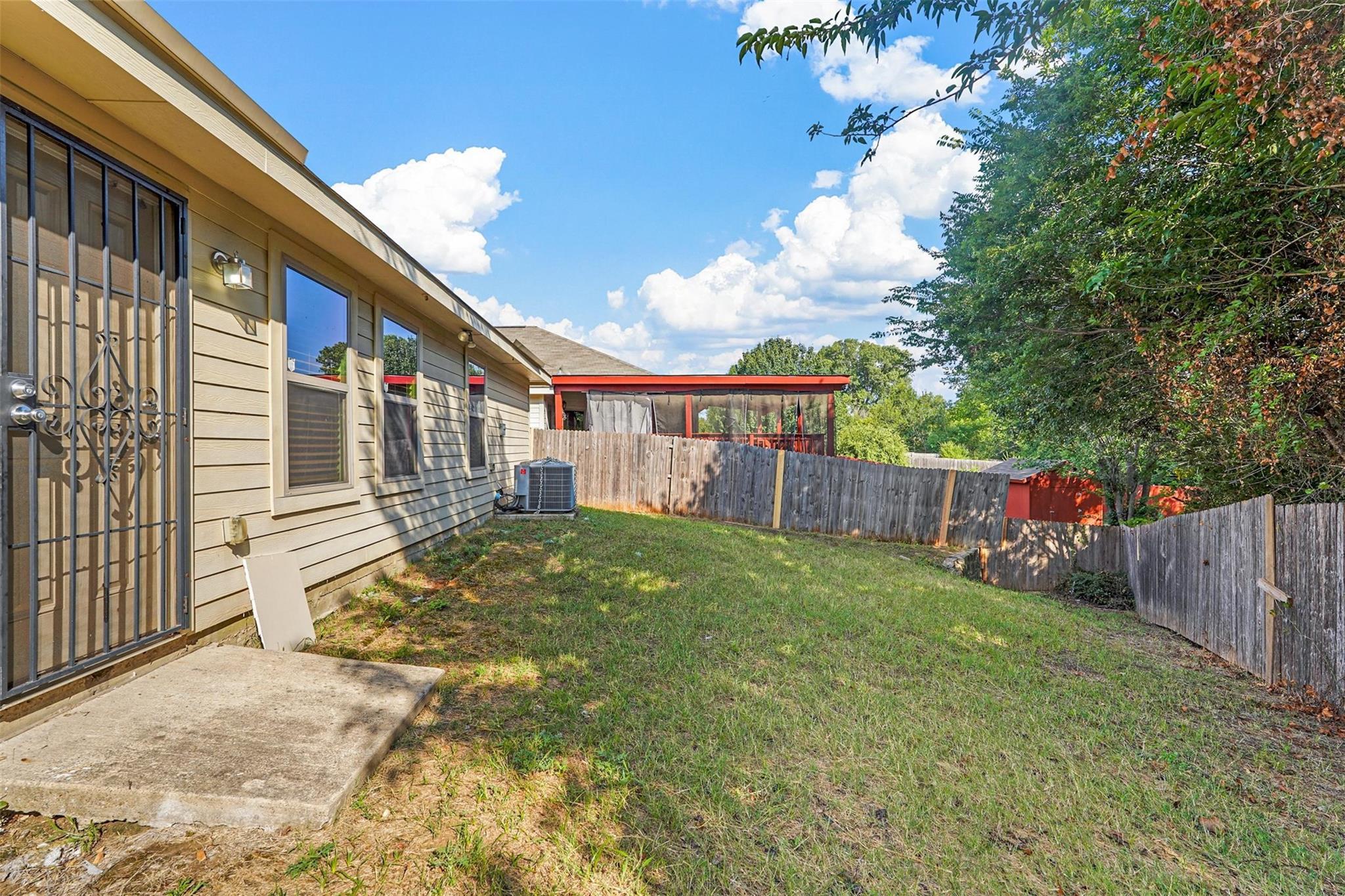 main property photo 23