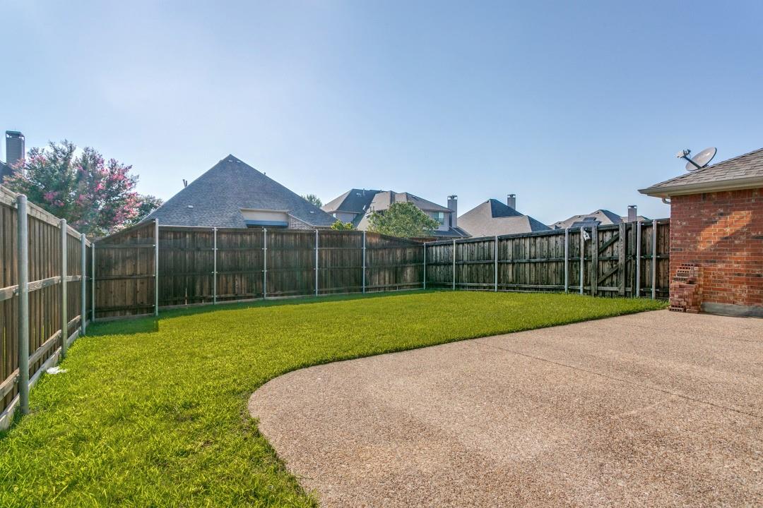 main property photo 22
