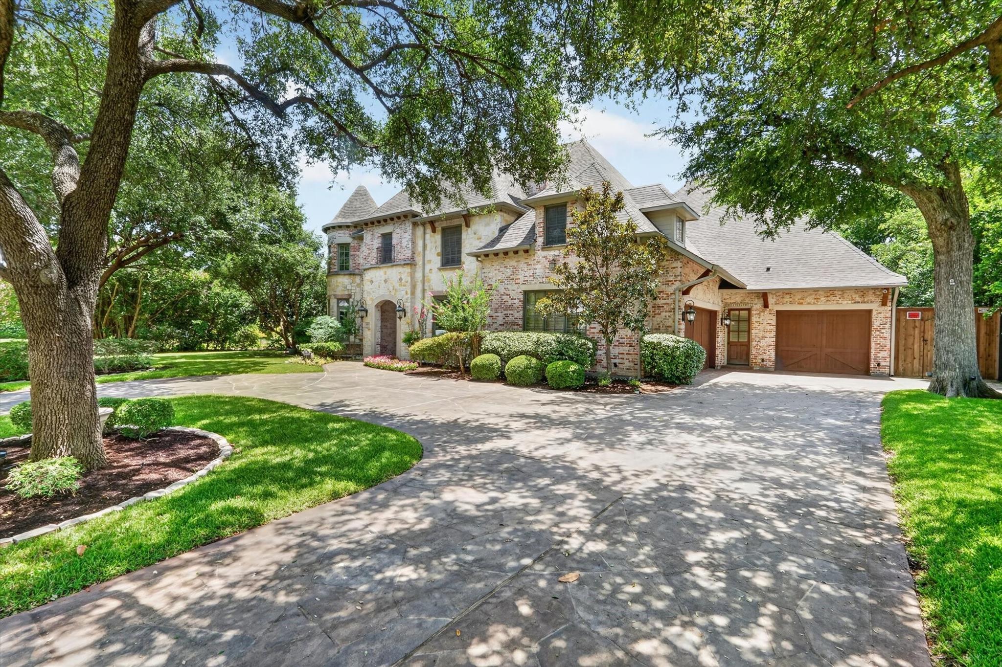 main property photo 37