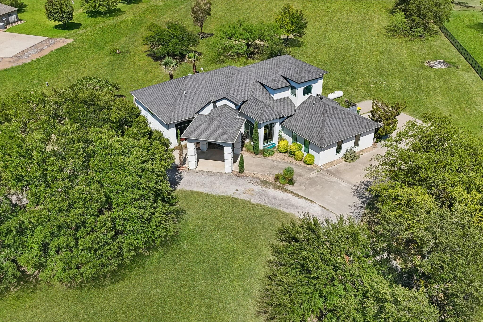 main property photo 31