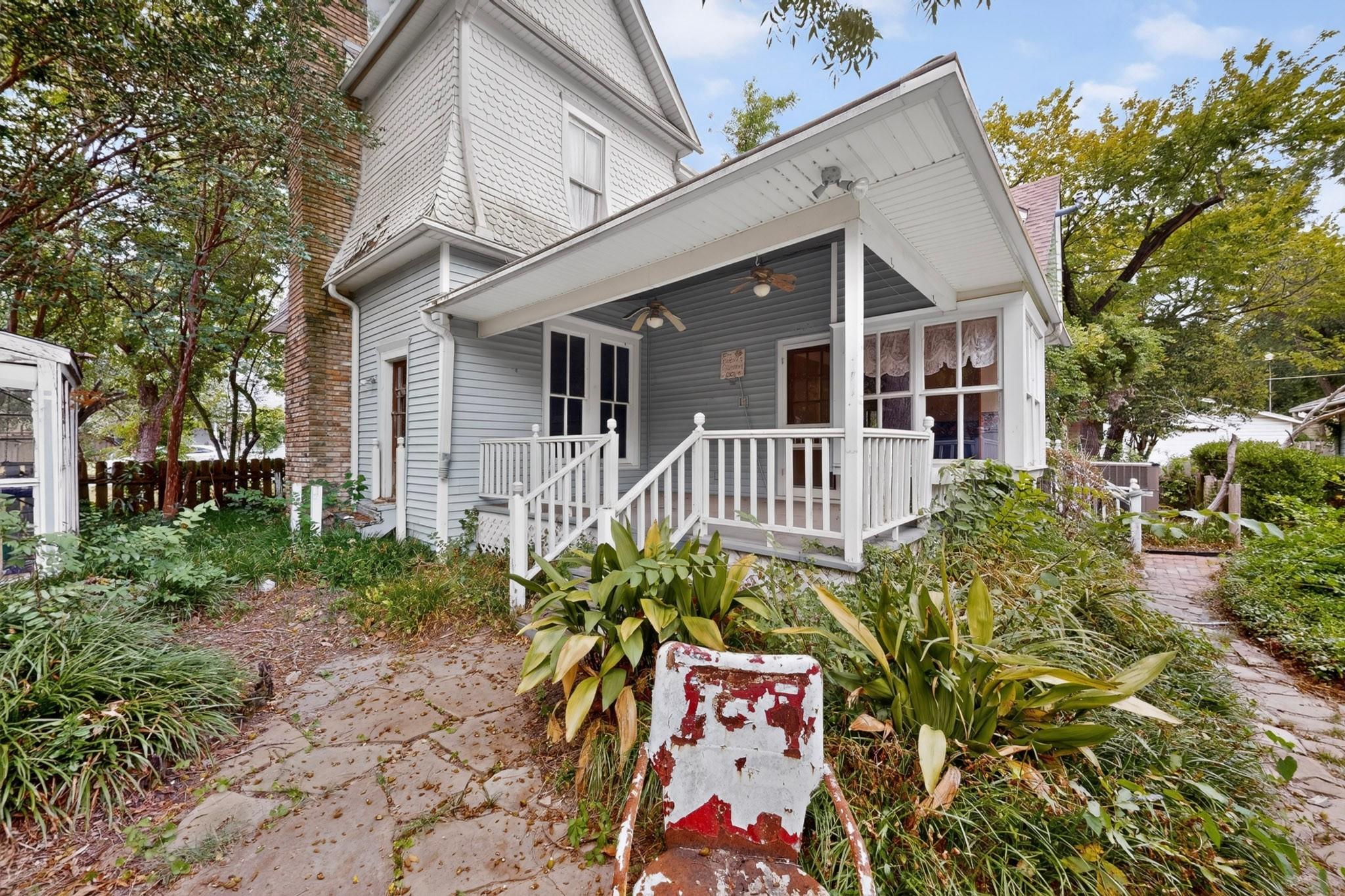 main property photo 29