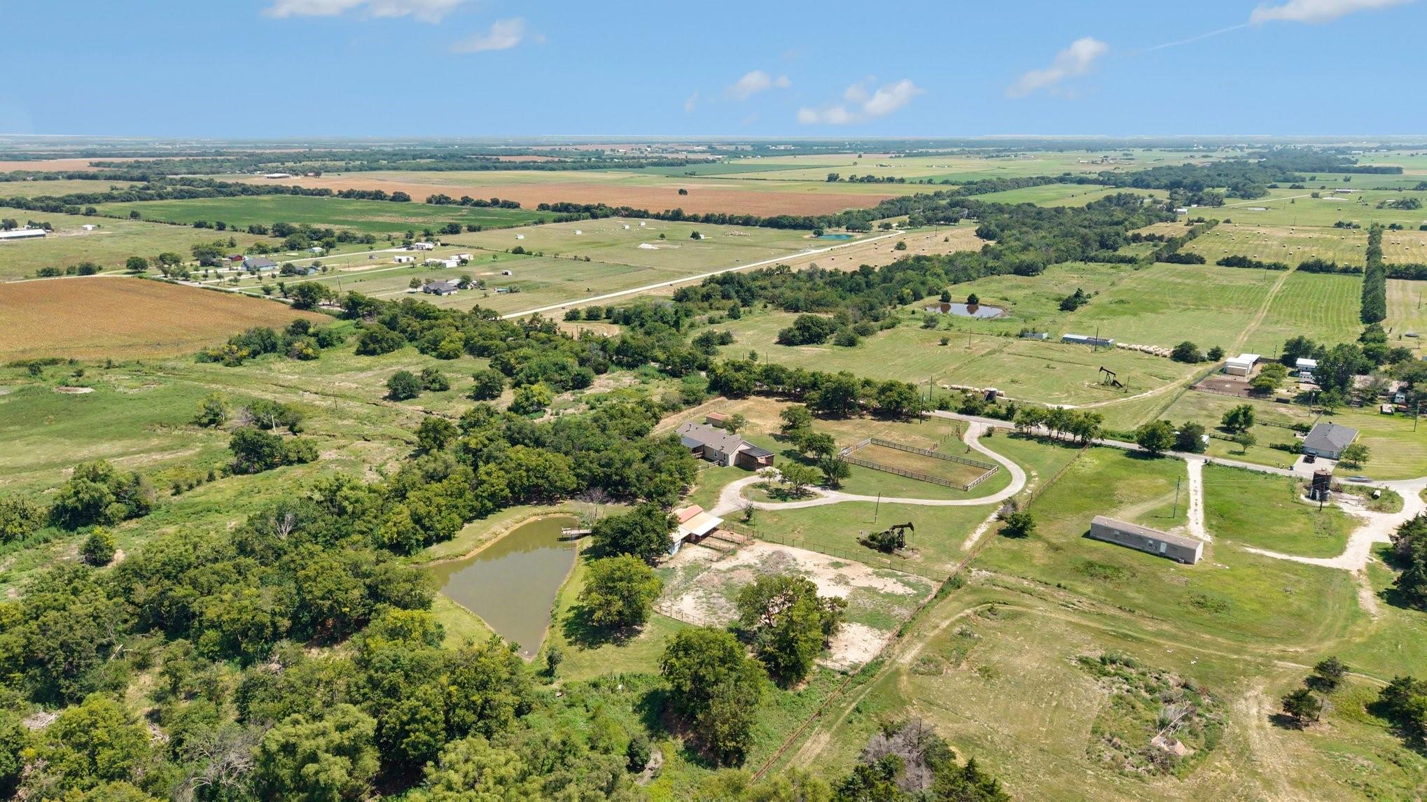 main property photo 33