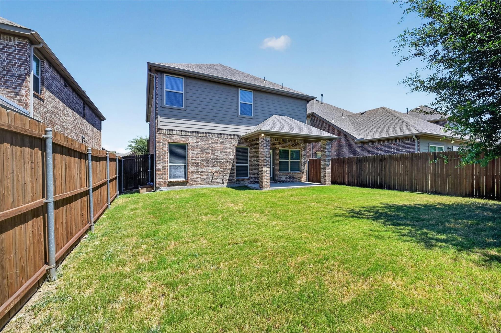 main property photo 31