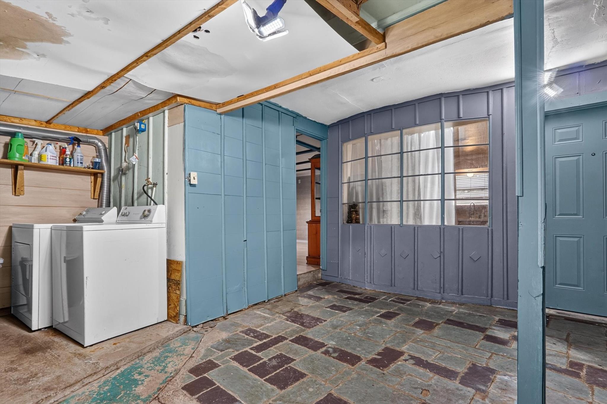 main property photo 26