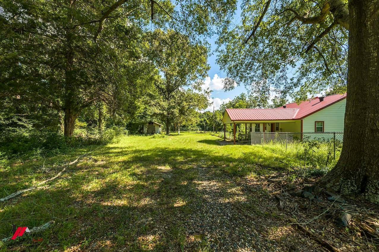 main property photo 34