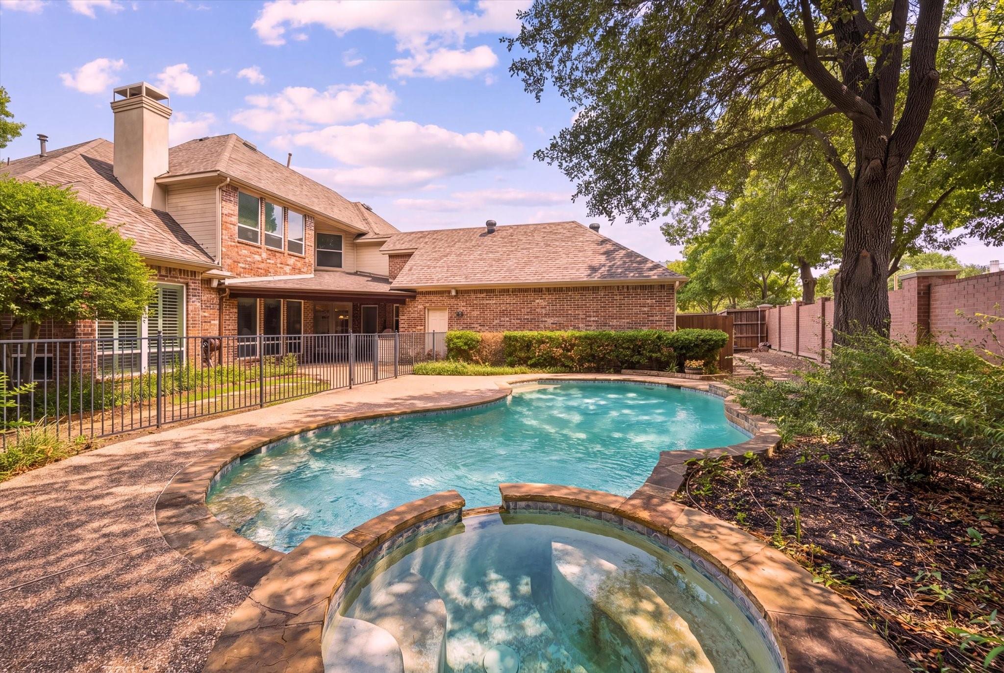 main property photo 31