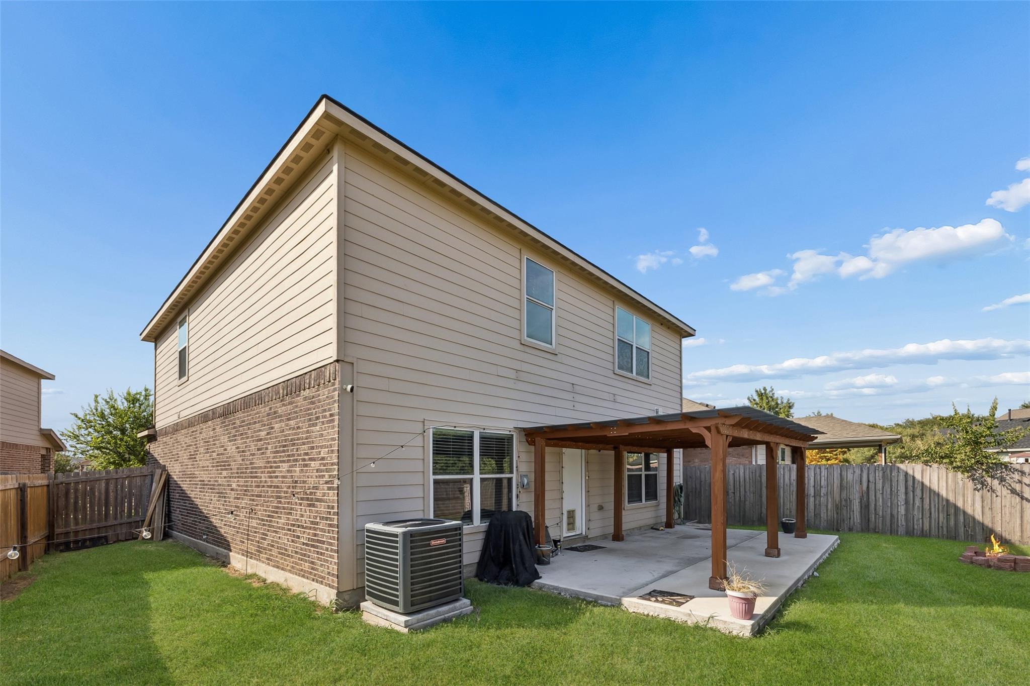 main property photo 31